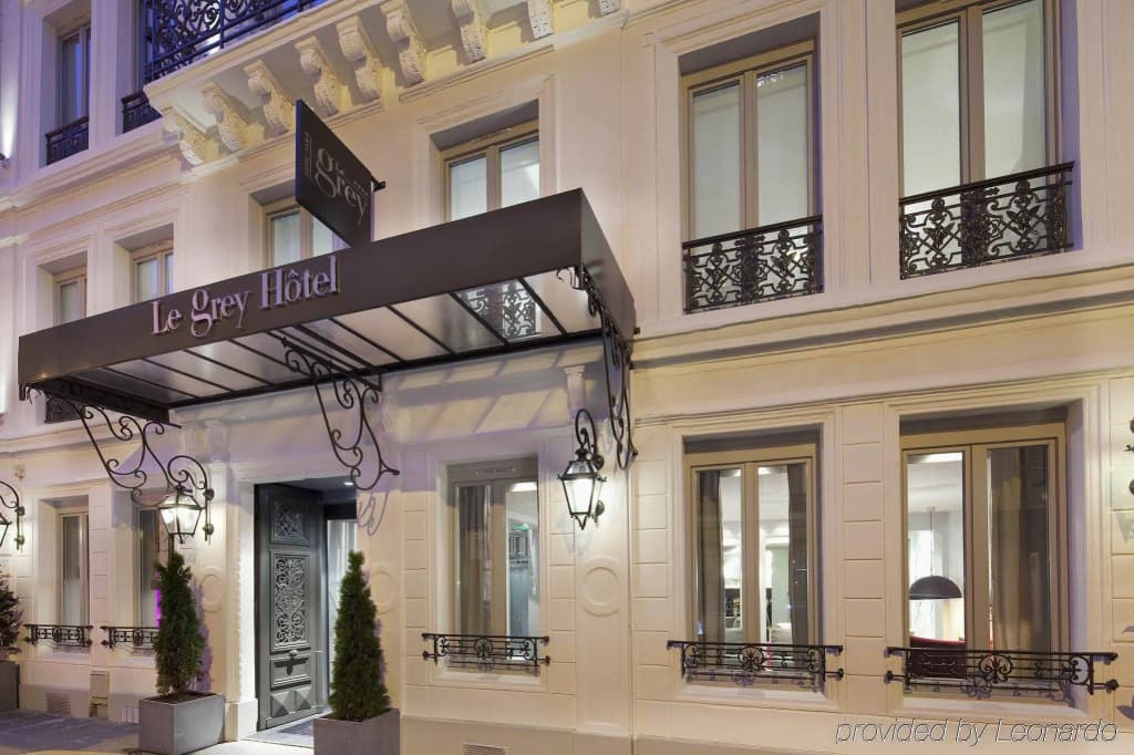 Le Grey Hotel - 12 Rue De Parme, Parigi