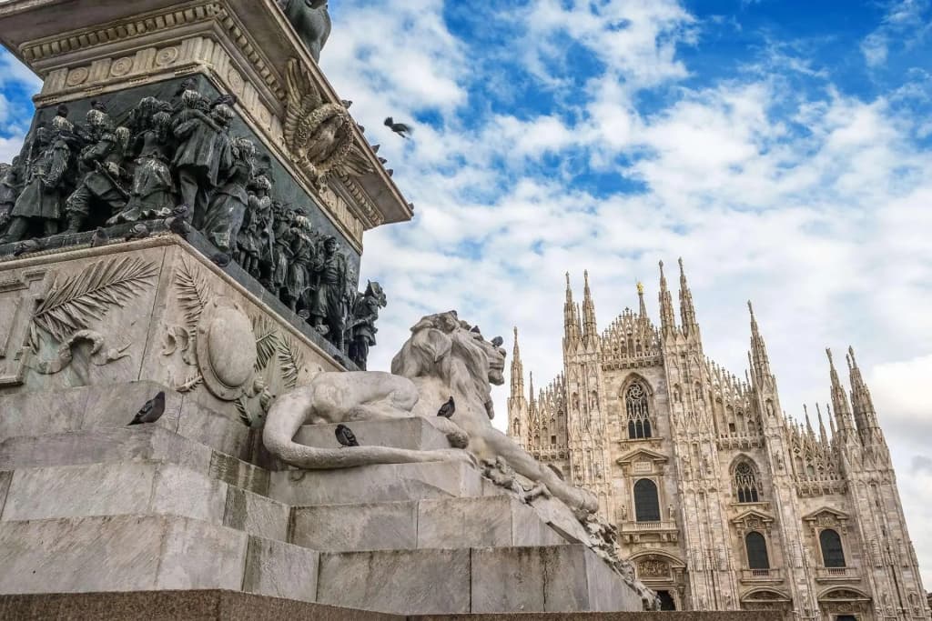 Aparthotel Duomo - Via Agnello 2, Milano