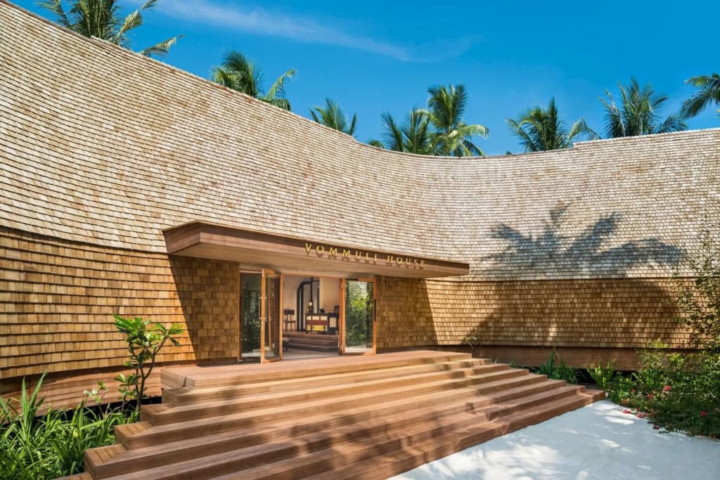 The St. Regis Maldives Vommuli Resort - Vommuli Island, Dhaalu Atoll, Southern Nilandhe Atoll