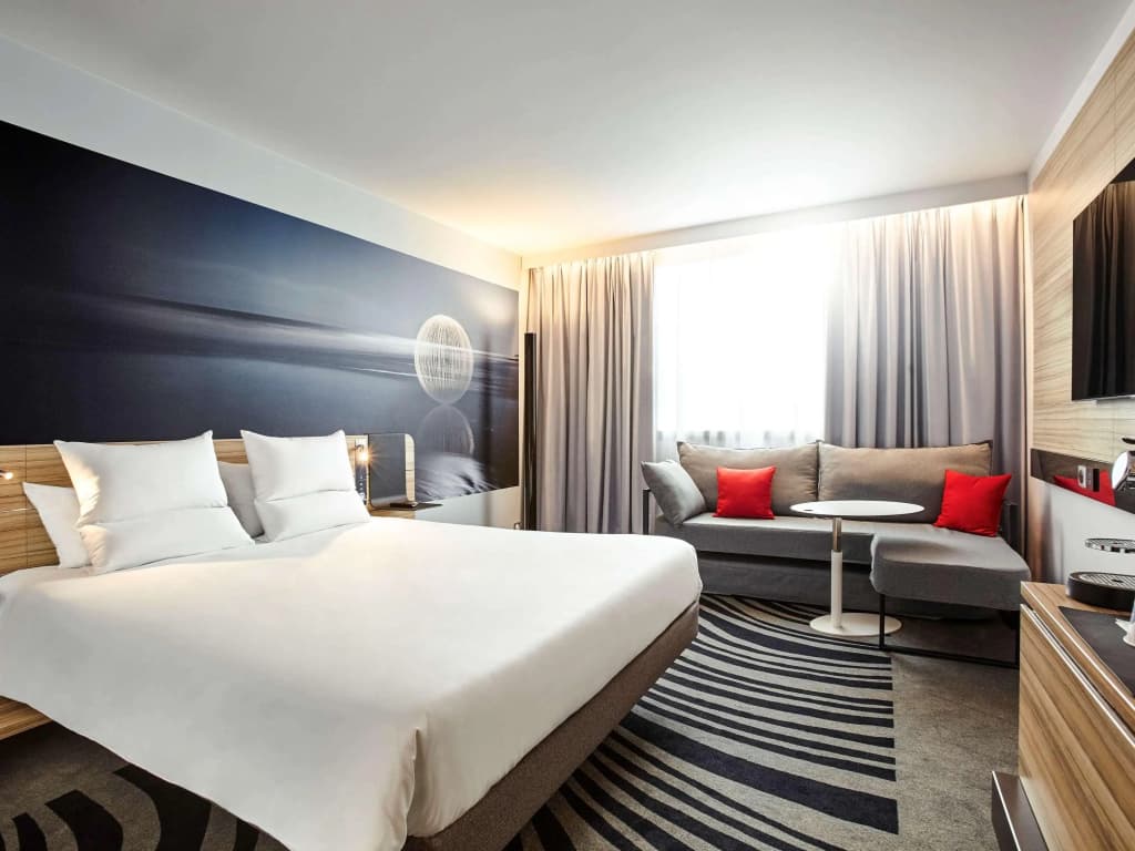 Novotel London Bridge Hotel - 53-61 Southwark Bridge Road, Londra