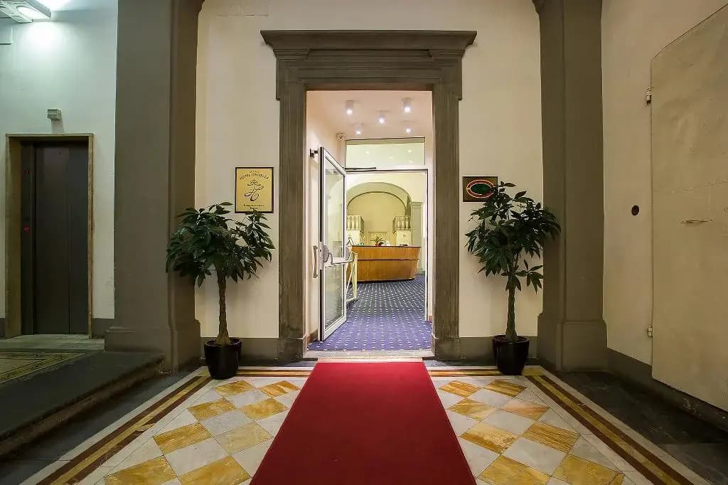 Relais Hotel Centrale Firenze - Via dei Conti 3, Firenze