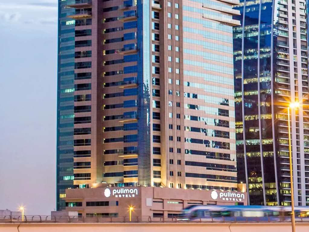 Pullman Dubai Jumeirah Lakes Towers - Hotel & Residence - Sobha Realty metro station Cluster T, Jumeirah Lakes Towers, Dubai