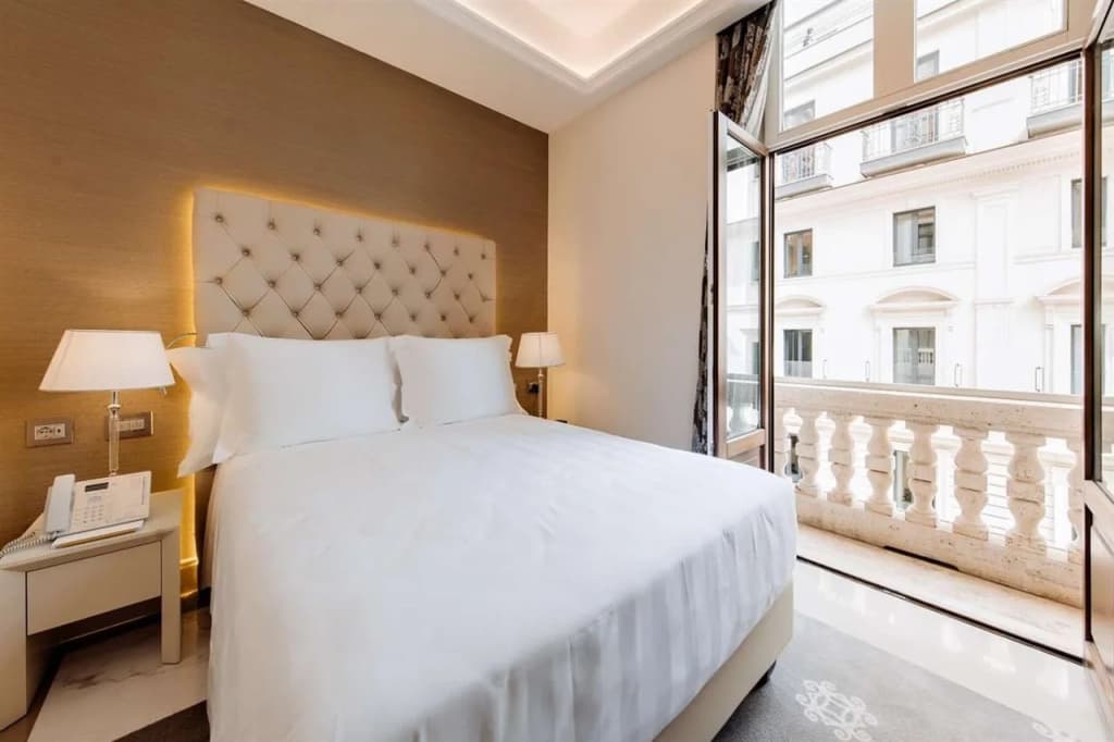 Aleph Rome Hotel, Curio Collection by Hilton - Via di San Basilio 15, Roma