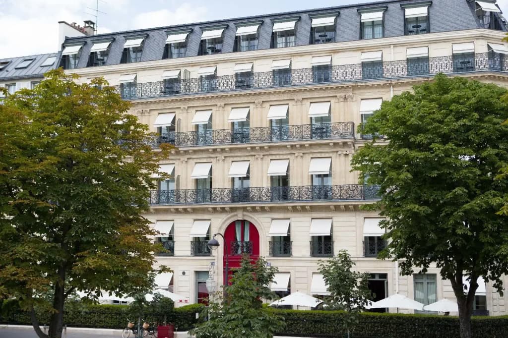 La Reserve Paris Hotel and Spa - 42 Avenue Gabriel, Parigi