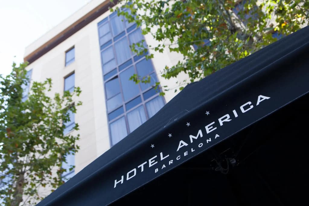 Hotel America Barcelona - Carrer de Provenca, 195, Barcellona