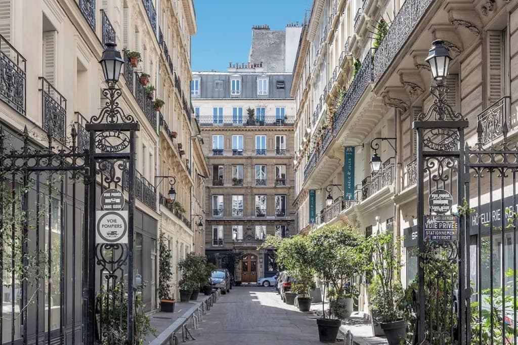 Hôtel Adèle & Jules - 2 et 4 bis Cité Rougemont, Parigi