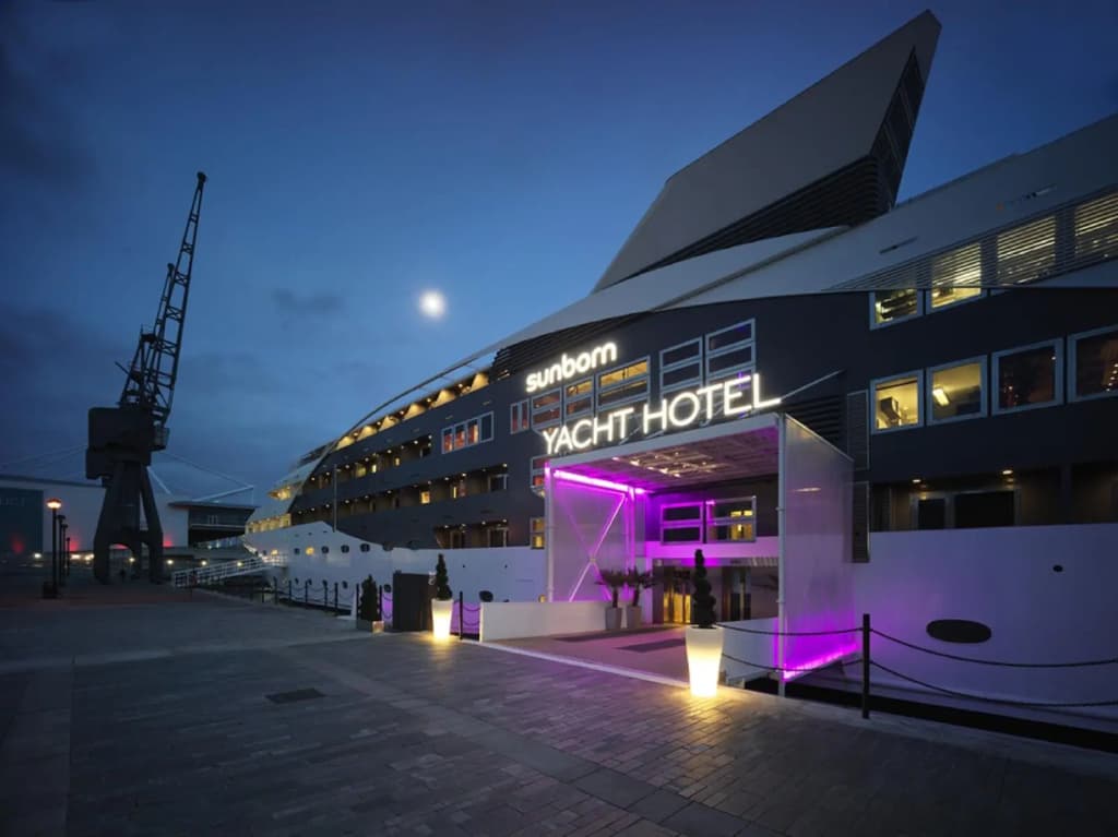 Sunborn London - Royal Victoria Dock, Londra