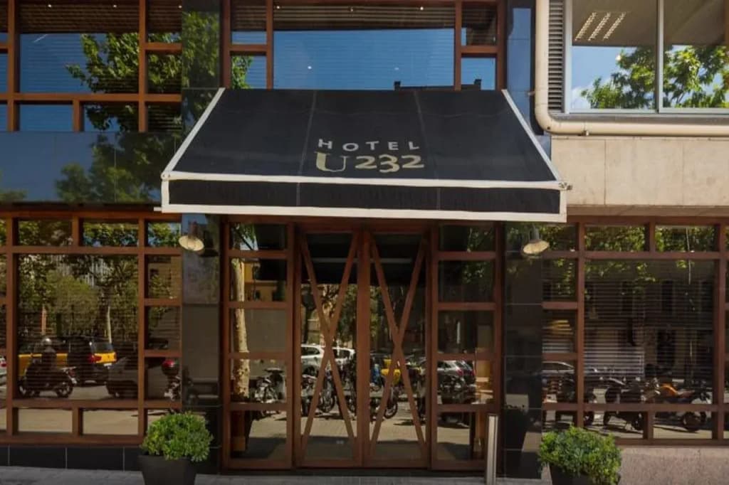 U232 Hotel - Comte D'urgell 232, Barcellona
