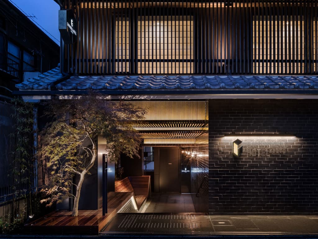 Kyoto Granbell Hotel - 27 Yamatocho, Yamatooji-dori, Shijo sagaru, Higashiyama-ku, Kyoto