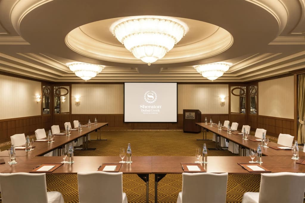 Sheraton Dubai Creek Hotel & Towers - Baniyas Street, Dubai