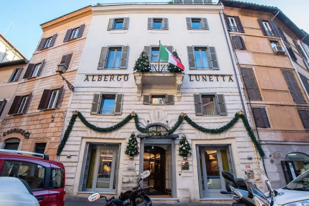 Lunetta Hotel & SPA - Piazza del Paradiso, 68, Roma