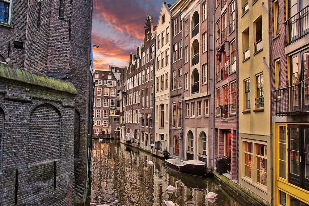 Leidse Square Luxury Apartment - Korte Leidsedwarsstraat 9, Amsterdam