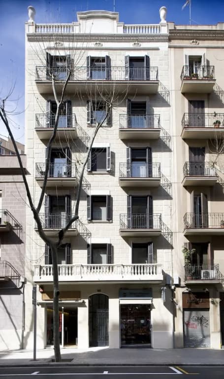 Eric Vokel Boutique Apartments - Sagrada Familia Suites - Carrer de la Indústria 165, Barcellona