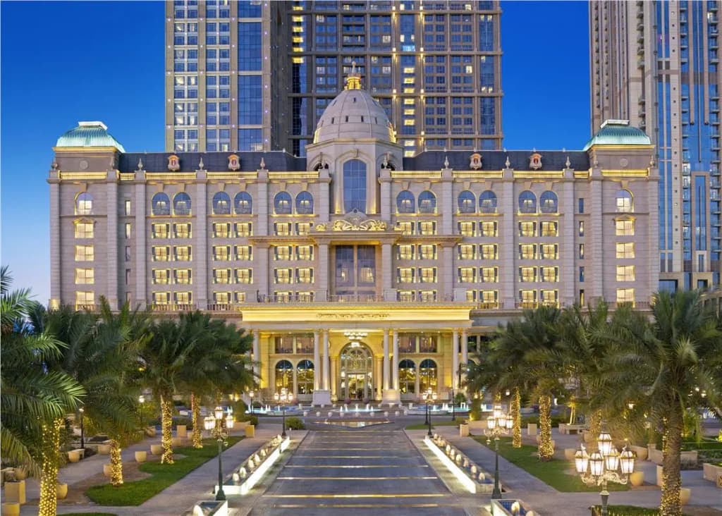 Habtoor Palace by Hilton LXR Collection - Al Habtoor City, Sheikh Zayed Road, Po Box 26666, DUBAI
