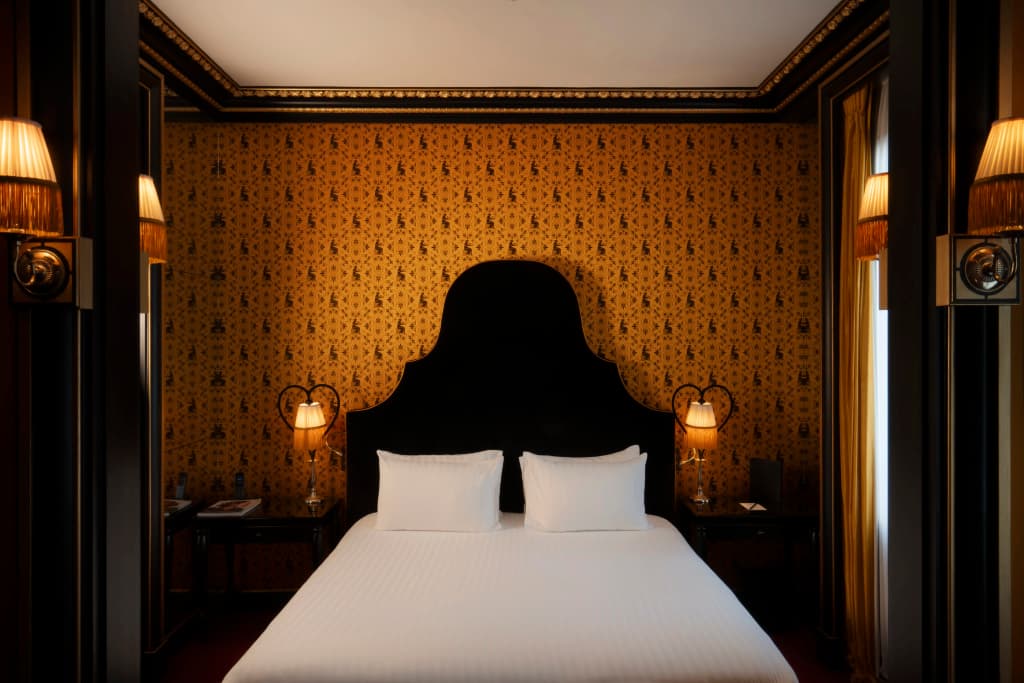 Maison Souquet, Hotel & Spa - 10 Rue De Bruxelles, Parigi