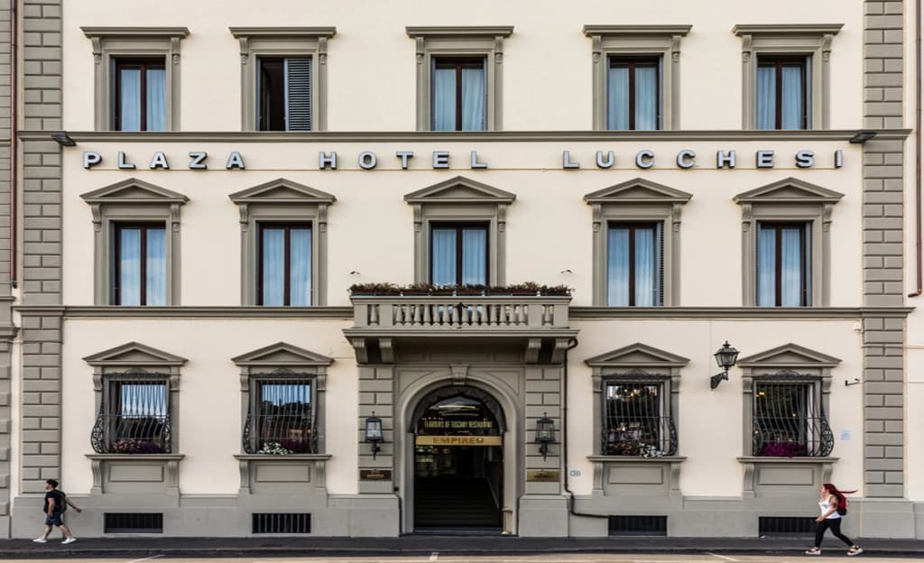 Plaza Hotel Lucchesi - Lungarno Della Zecca Vecchia 38, Firenze
