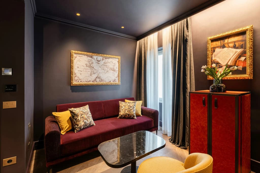 The Goethe Hotel - Small Luxury Hotels of the World - Via del Fiume,14, Roma