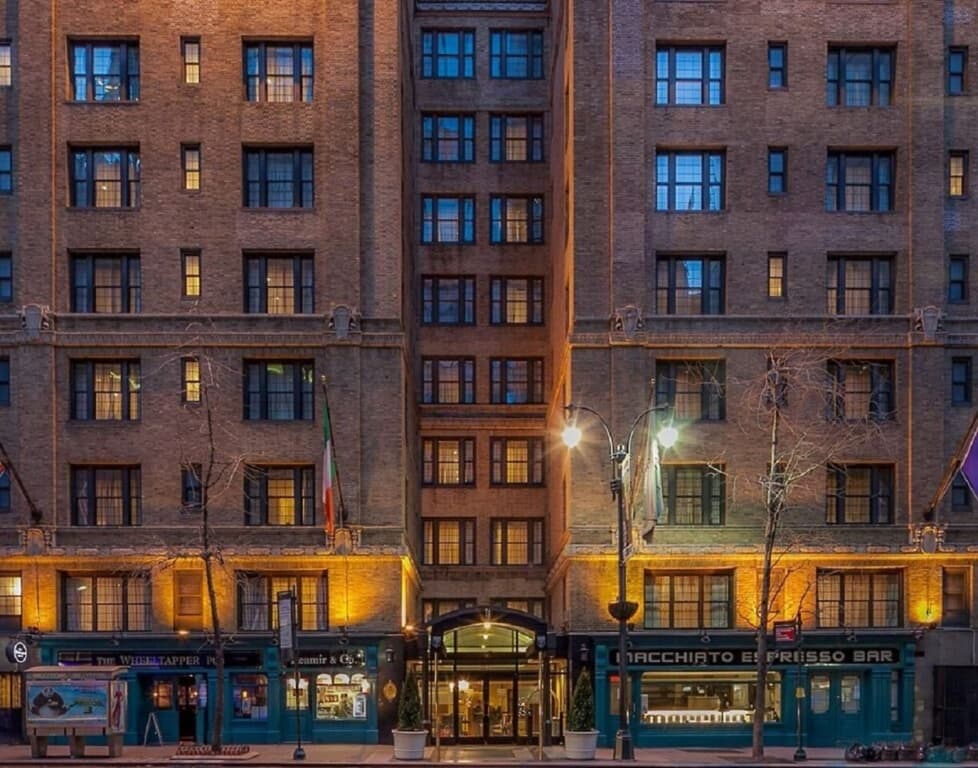 Fitzpatrick Grand Central - 141 E 44th St, New York