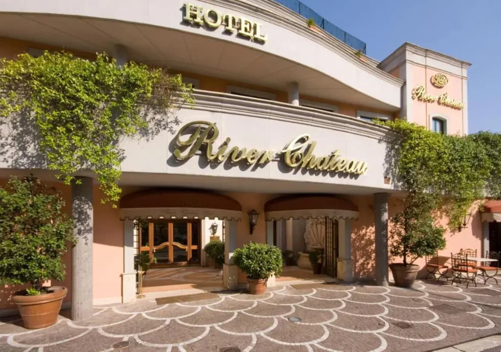 River Château Hotel - Via Flaminia 520, Roma