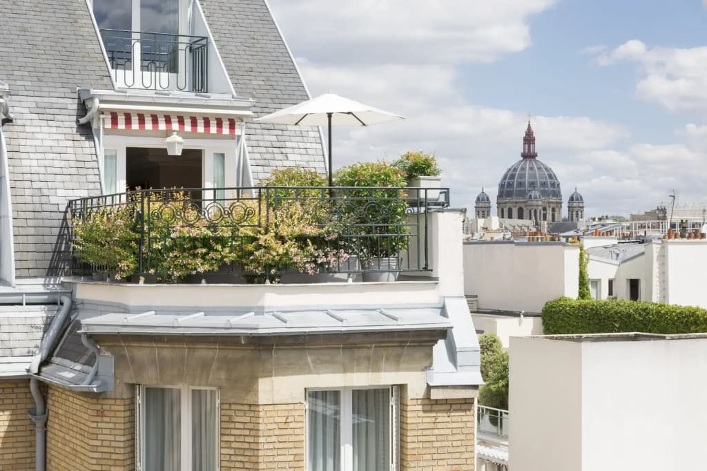 Hotel Le Bristol Paris - 112 rue du Faubourg Saint Honoré, Parigi