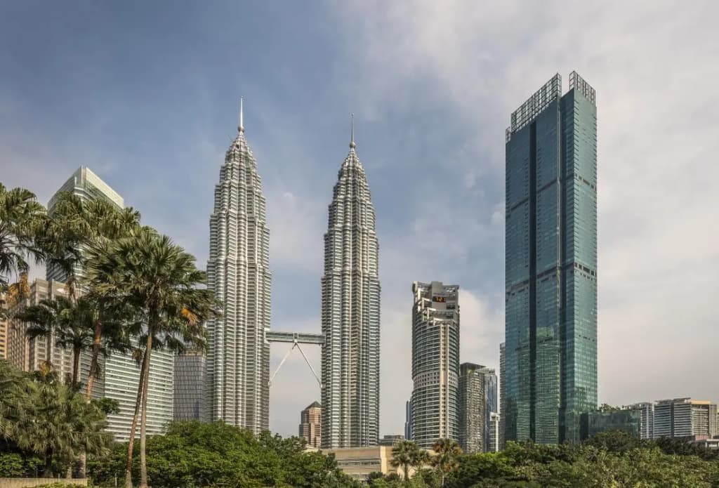 Four Seasons Hotel Kuala Lumpur - 145 Jalan Ampang, Kuala Lumpur