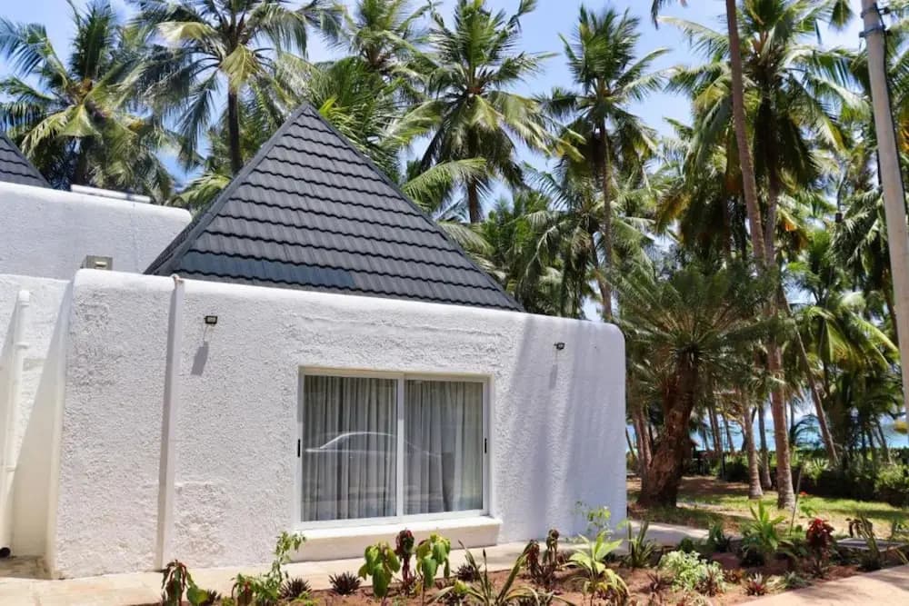Searenity Beach Villa - Diani Beach