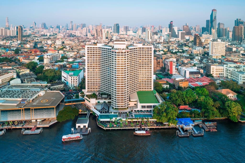 Royal Orchid Sheraton Riverside Hotel Bangkok - 2 Charoen Krung Soi 30, Siphya, Bangkok