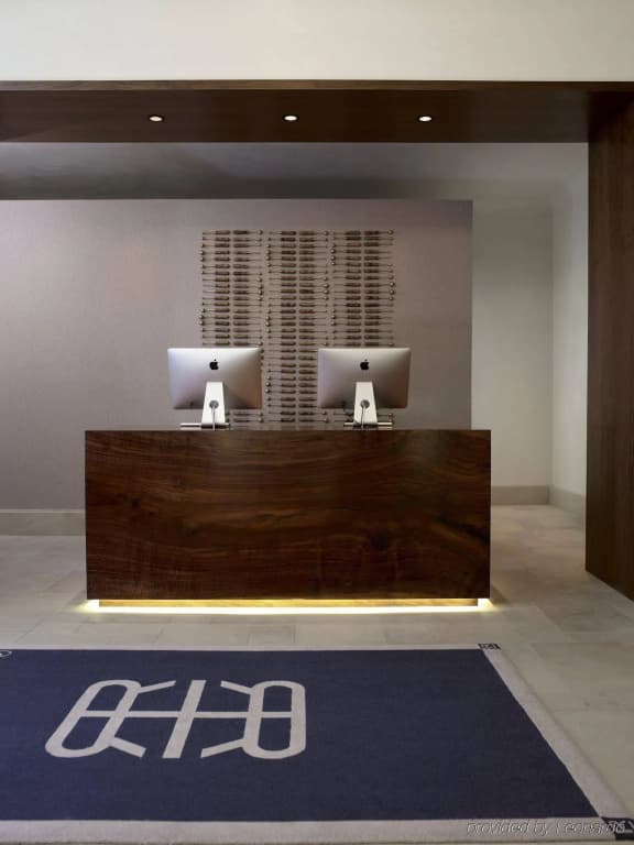 Refinery Hotel New York - 63 W 38th St, New York