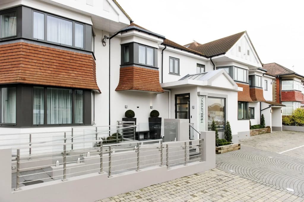 The Hide London - 230 Hendon Way, Londra