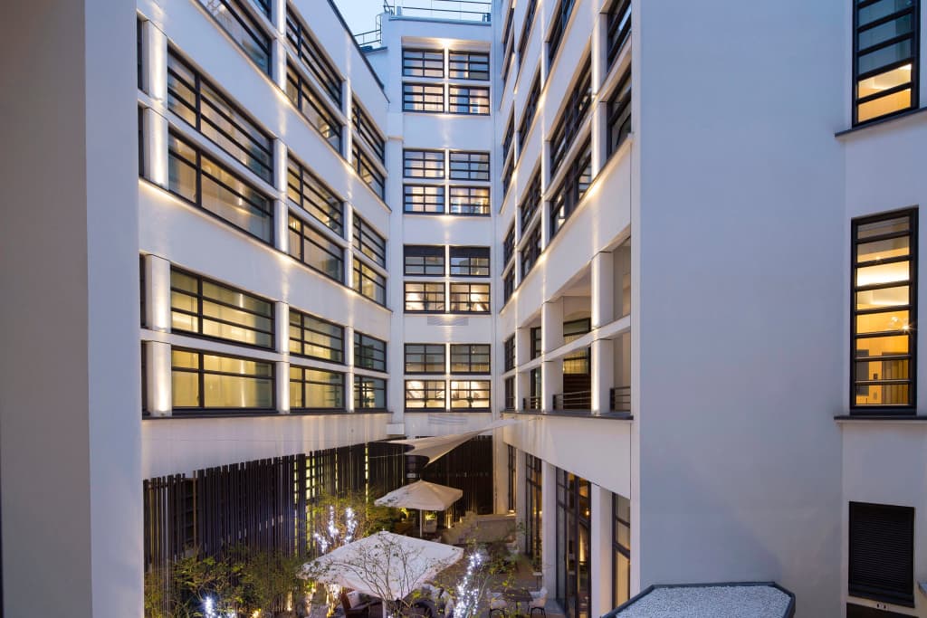 Le Cinq Codet - 5 rue Louis Codet, Parigi