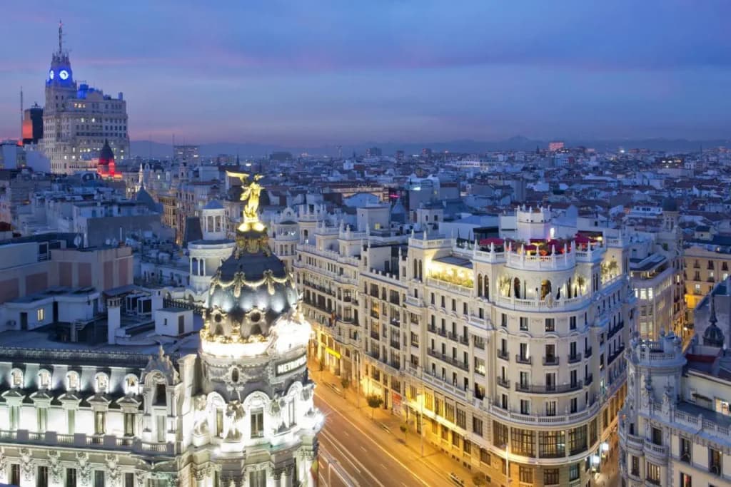 The Principal Madrid, Small Luxury Hotels - Calle Marqués de Valdeiglesias 1, (Esq. Gran Via, 2) 28004, Madrid