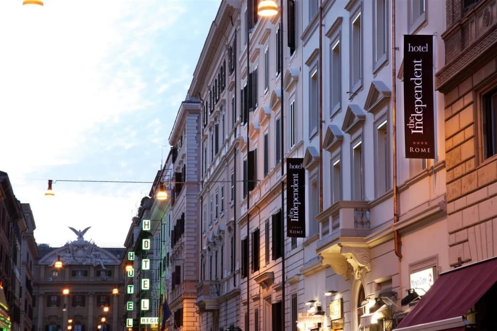 The Independent Hotel - Via Volturno 48, Roma