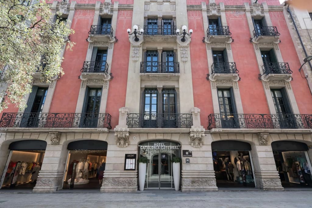 Catalonia Catedral Hotel - Calle dels Arcs 10, Barcellona