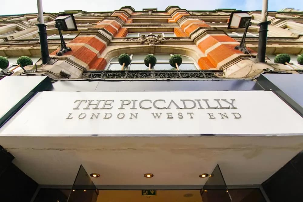The Piccadilly London West End - 65-73 Shaftesbury Avenue, Londra