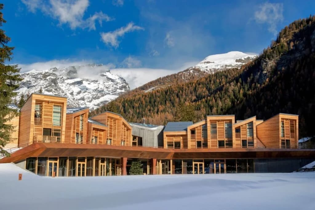 Aethos Monterosa - Strada Regionale 45 n. 16, Ayas