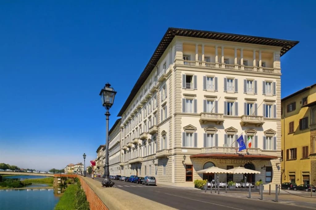 The St. Regis Florence - Piazza Ognissanti 1, Firenze