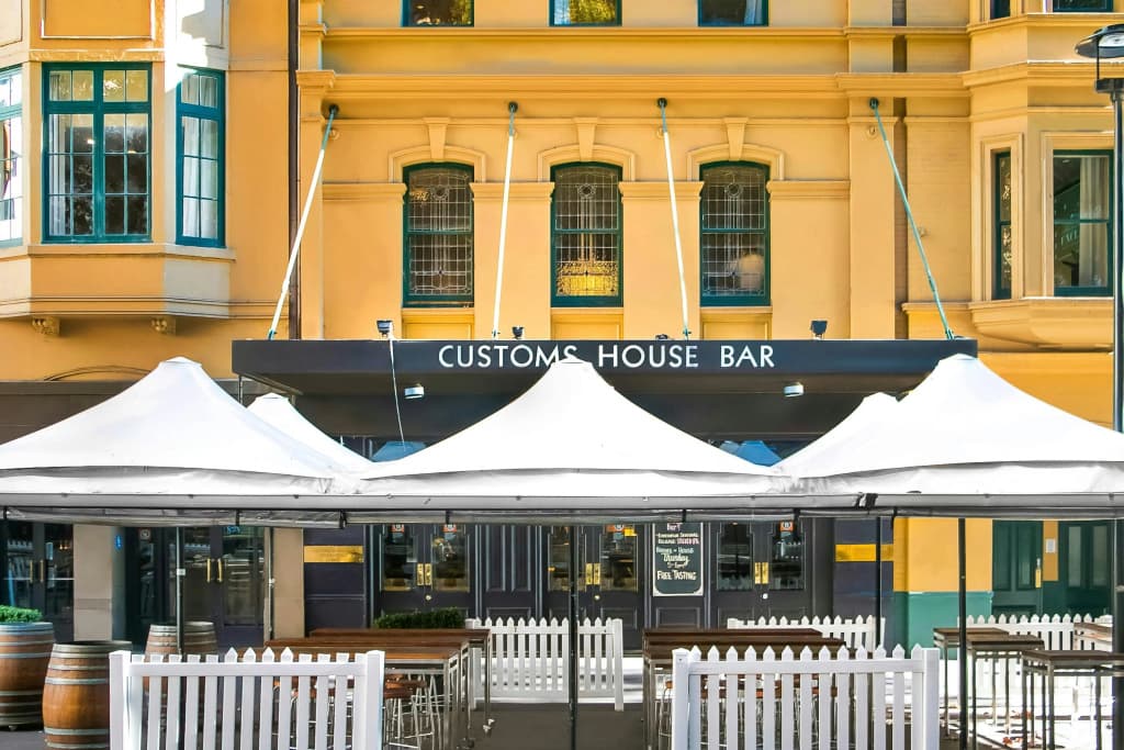 Sydney Harbour Marriott Hotel at Circular Quay - 30 Pitt Street, Sydney