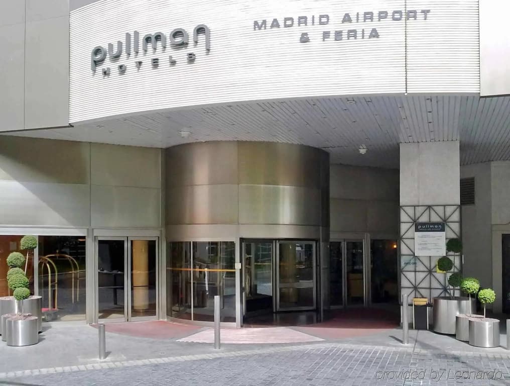 Pullman Madrid Airport & Feria - Av. Capital De Espana 10, Madrid