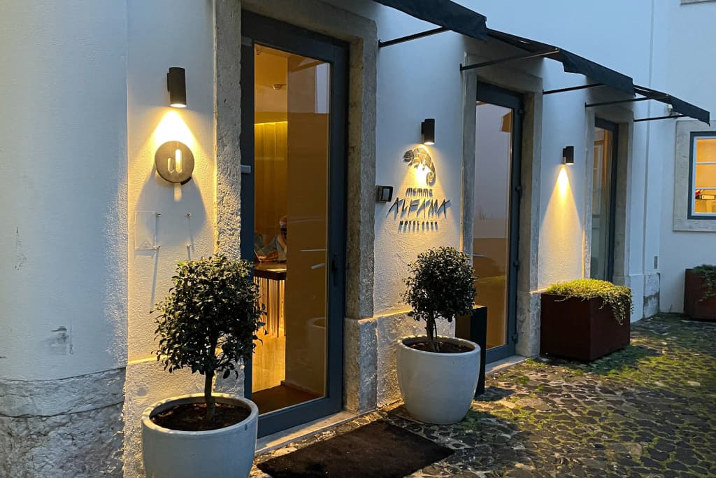 Memmo Alfama - Design Hotels - Travessa das Merceeiras, 27 - Alfama, Lisbona