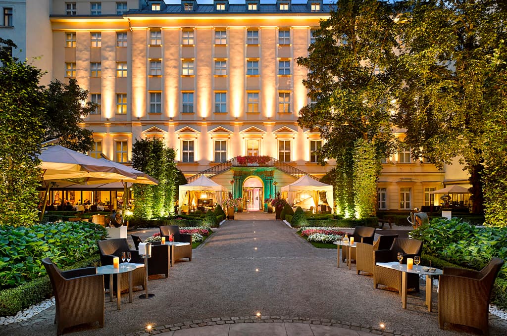 The Grand Mark Prague - The Leading Hotels of the World - Hybernska 12, Praga