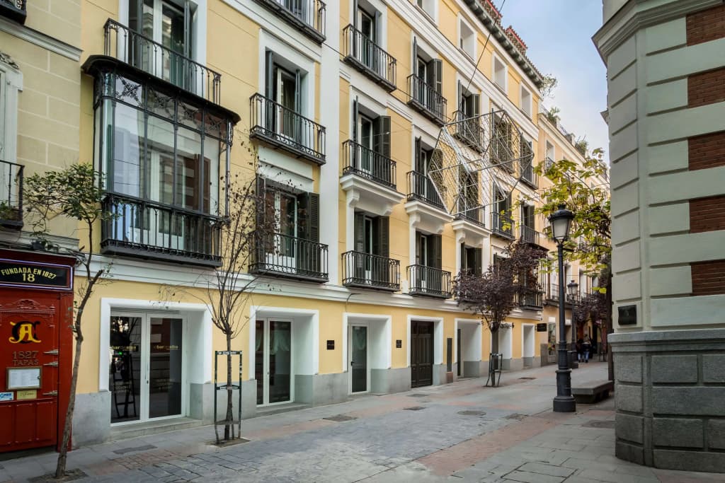 Room Mate Collection Alba, Madrid - Calle de las Huertas 16, Madrid