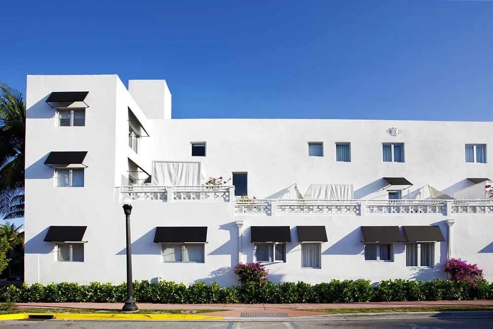 Blanc Kara - Adults Only - 205 Collins Avenue, Miami Beach