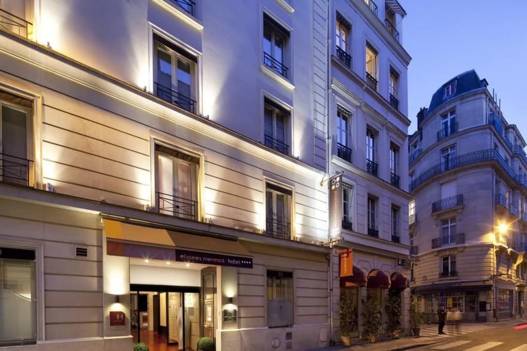 Nuage Hôtel - 30 Rue Jean Mermoz, Parigi
