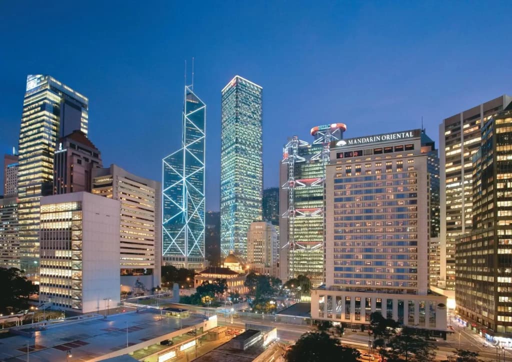 Mandarin Oriental, Hong Kong - 5 Connnaught Road, Hong Kong