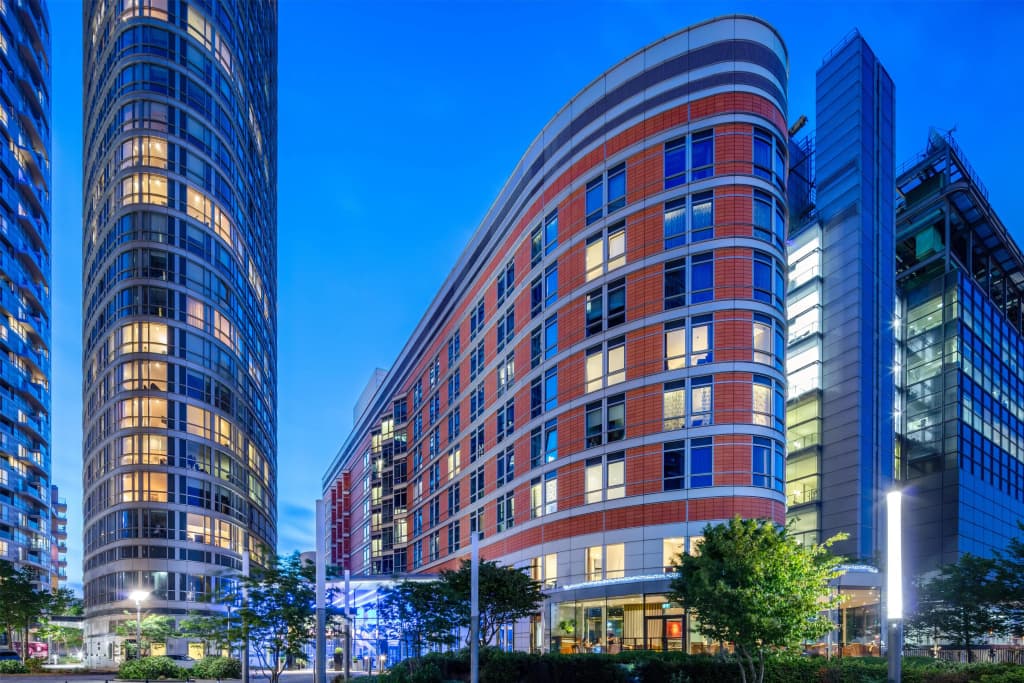 Radisson Blu Hotel, London Canary Wharf East - 5 Fairmont Avenue, Londra