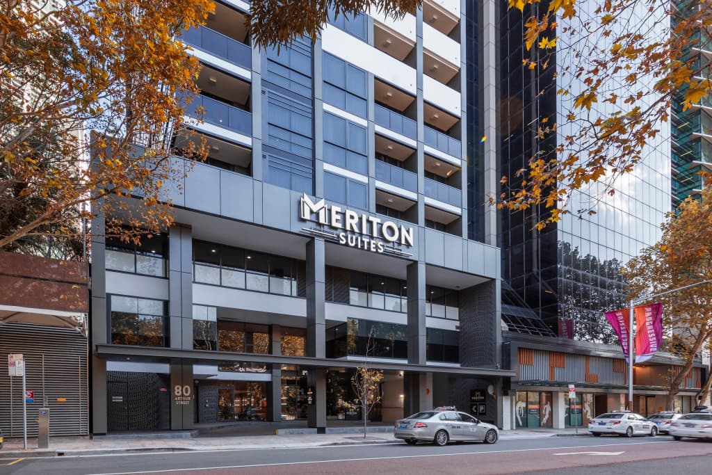 Meriton Suites North Sydney - 80 Arthur Street, Sydney