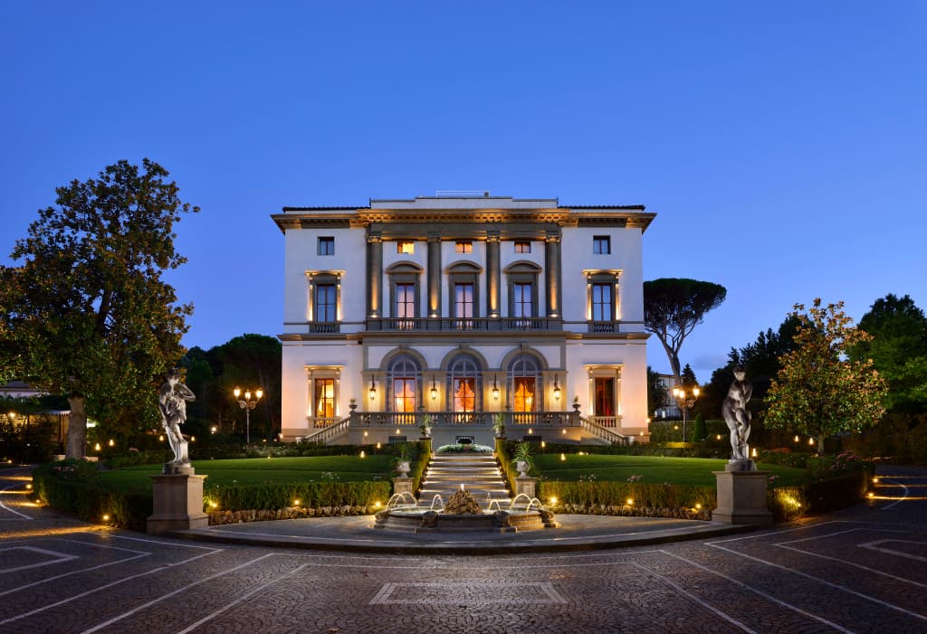 Villa Cora - Viale Machiavelli 18, Firenze