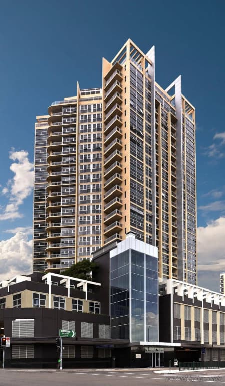 Meriton Suites Bondi Junction - 97 Grafton Street, Sydney