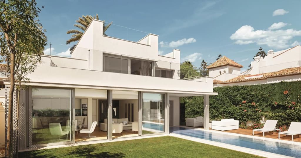 Puente Romano Marbella - Bulevar Principe Alfonso Von Hohenlohe, Marbella