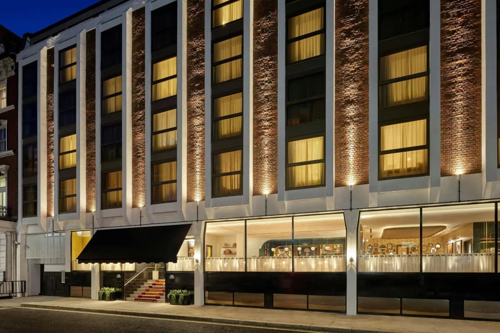 The Cura Kensington Hotel - 33-37 Hogarth Road, Londra